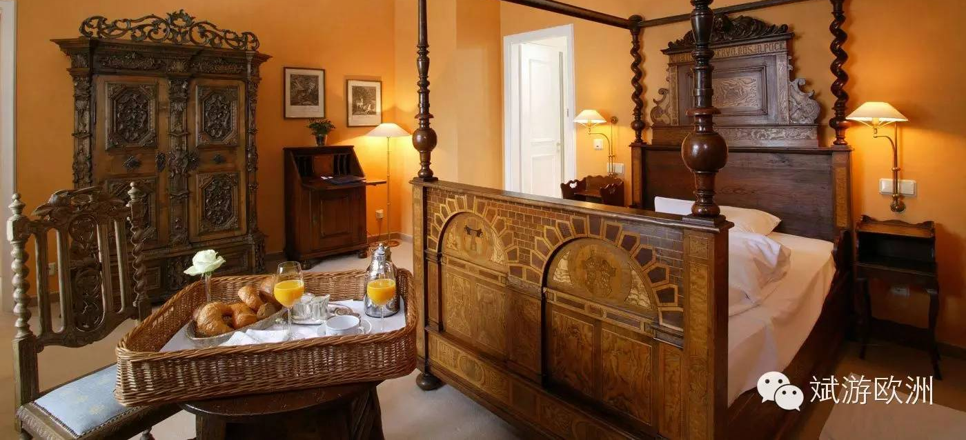 古董家具修复：重现历史的光辉