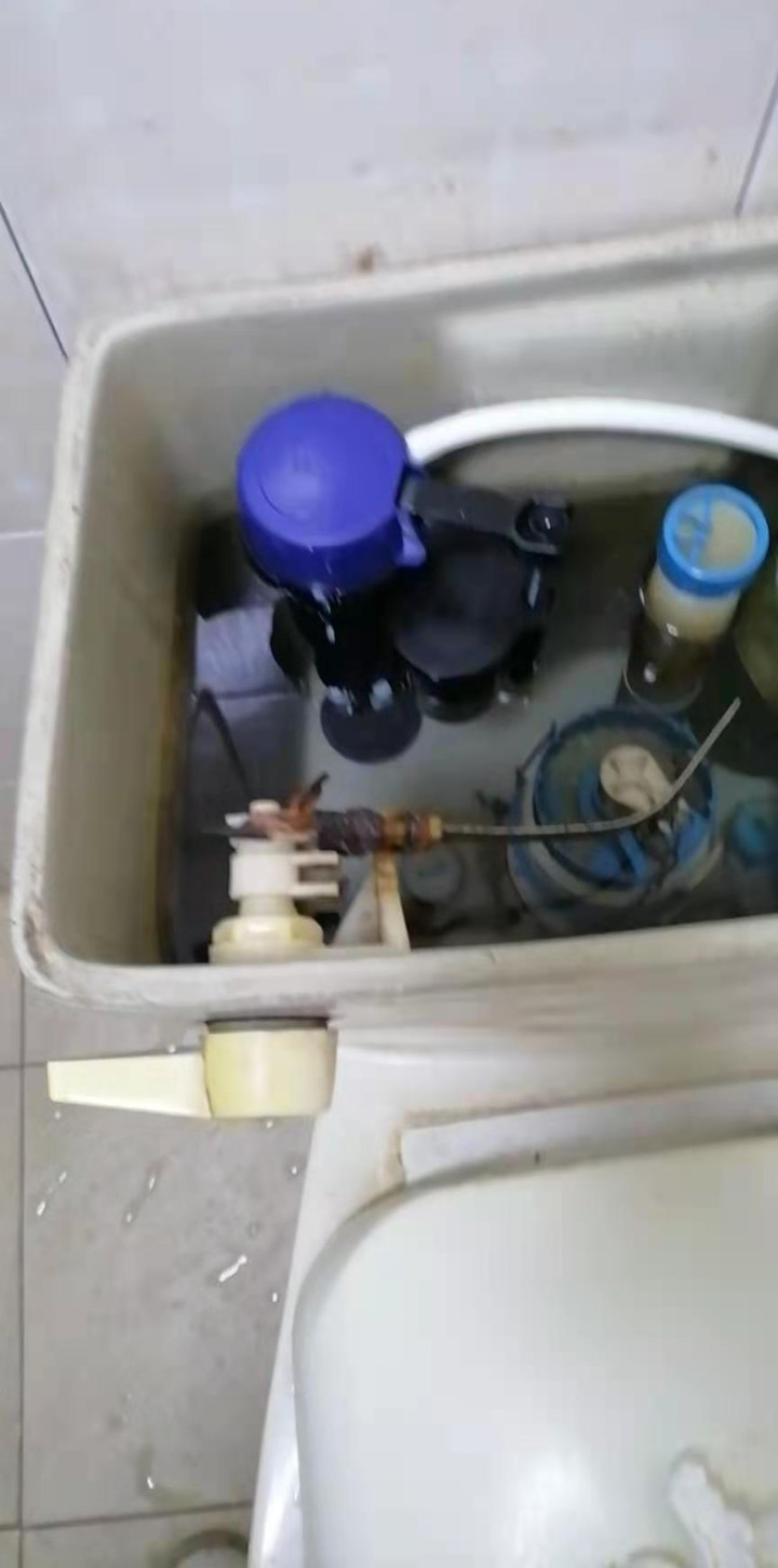 厨房管道疏通一次多少钱？费用明细与省钱技巧全解析