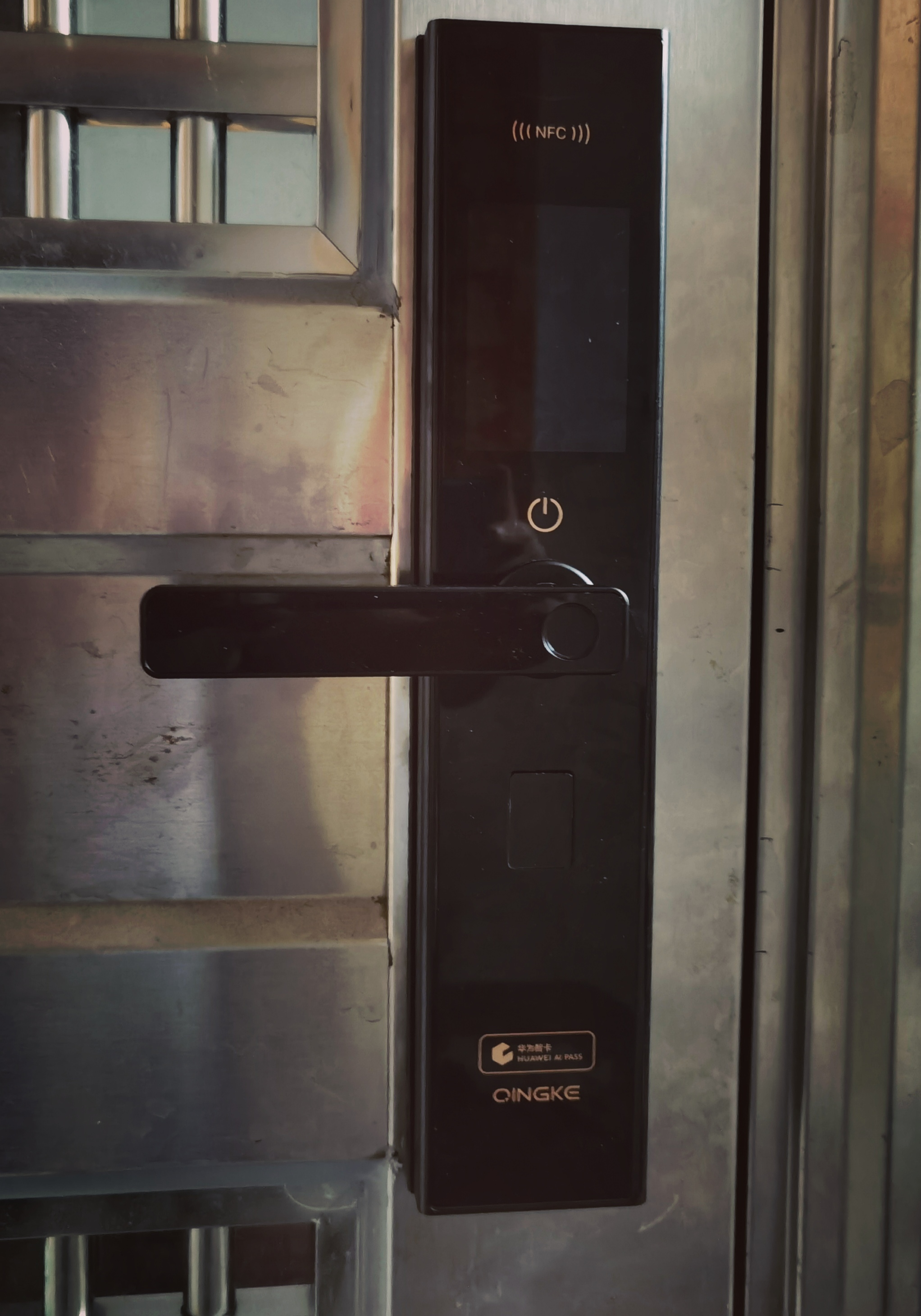 开锁时锁孔的安防需要注意什么？