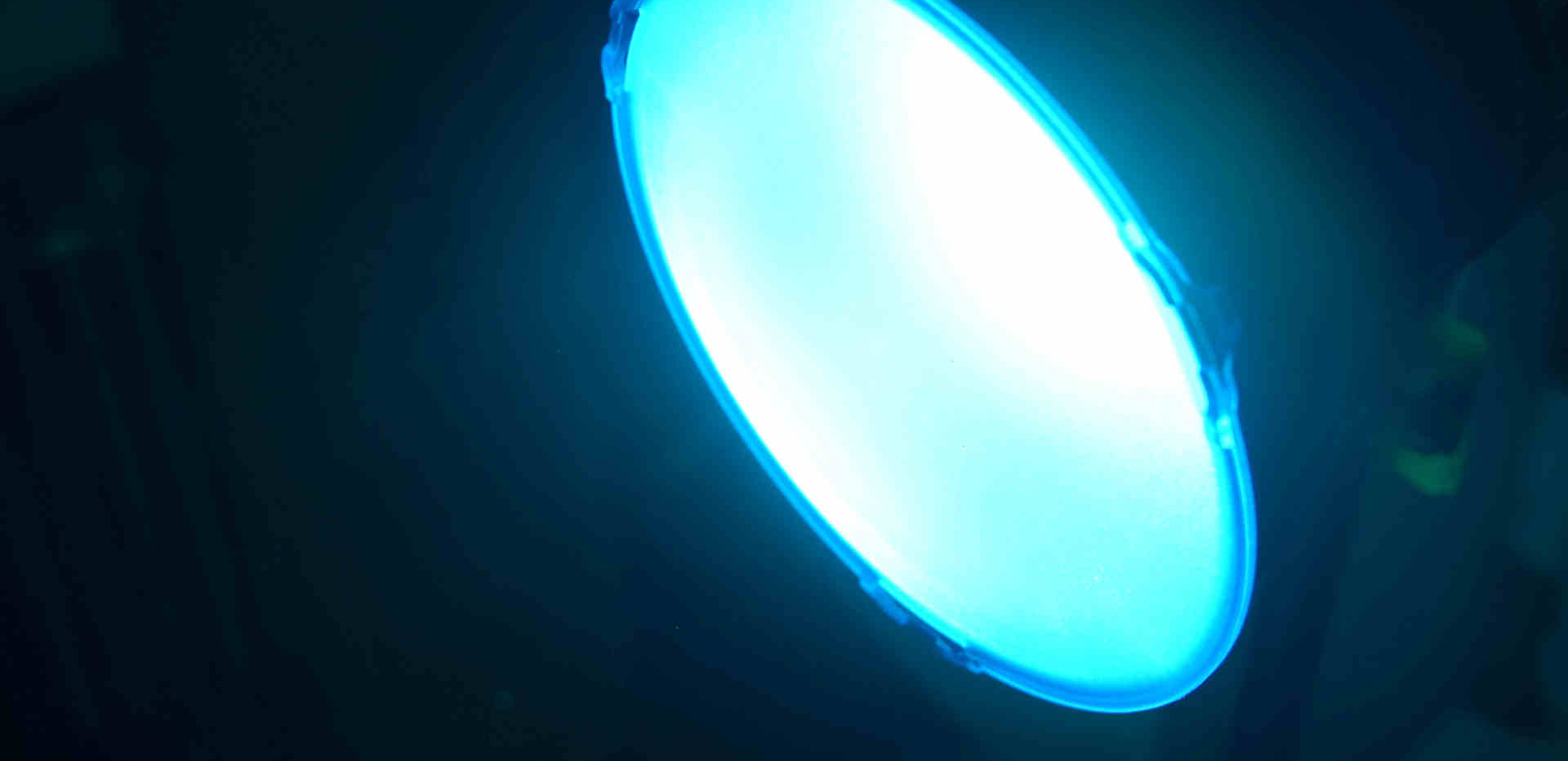 三色变光LED灯闪一下不亮？5大原因速查指南